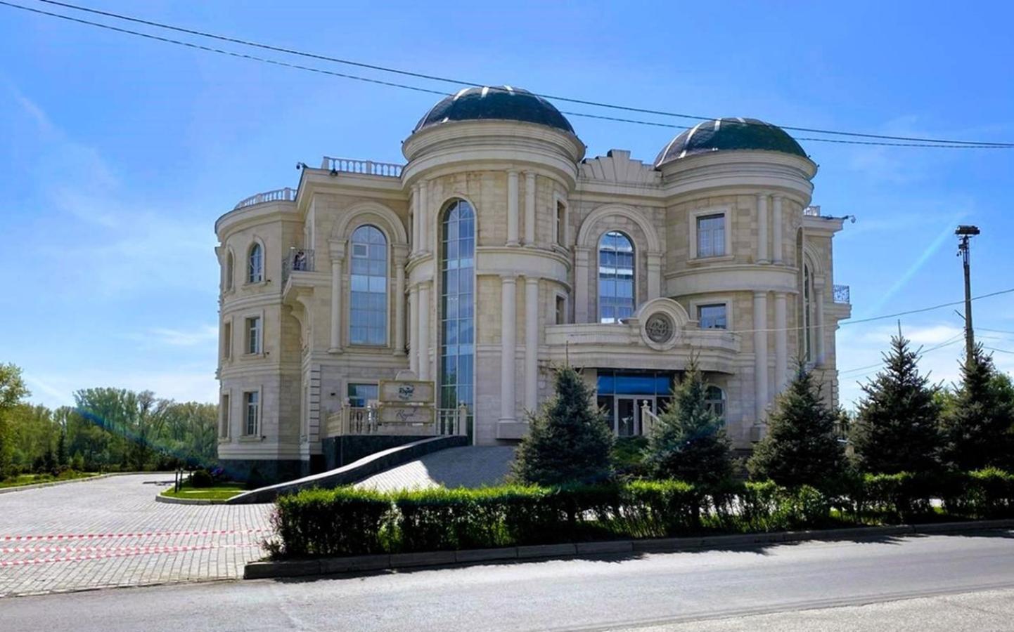 Ustʼ-Kamenogorsk Royal Bv酒店 外观 照片